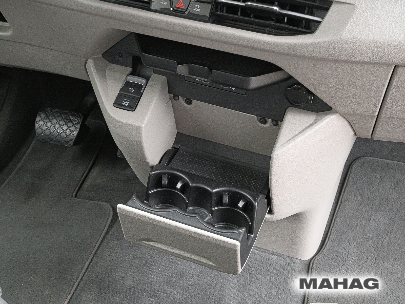 Fahrzeugabbildung Volkswagen California Ocean Hybrid 4Motion