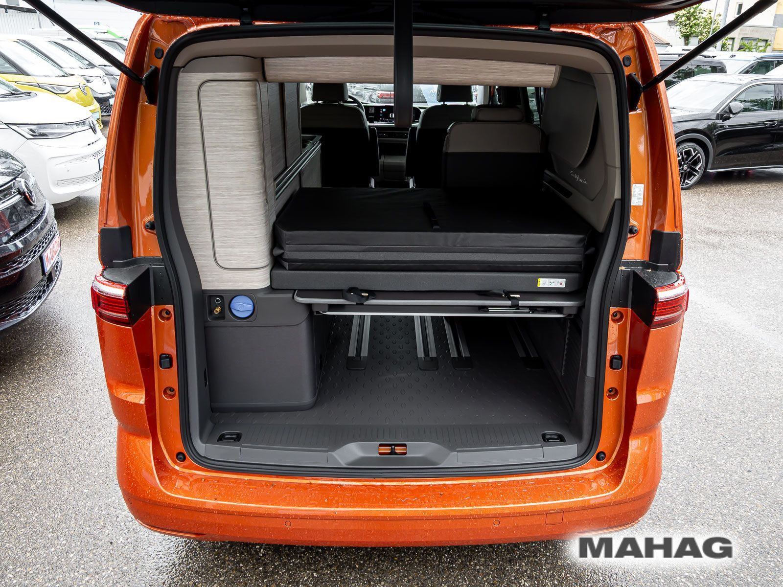 Fahrzeugabbildung Volkswagen California Ocean Hybrid 4Motion