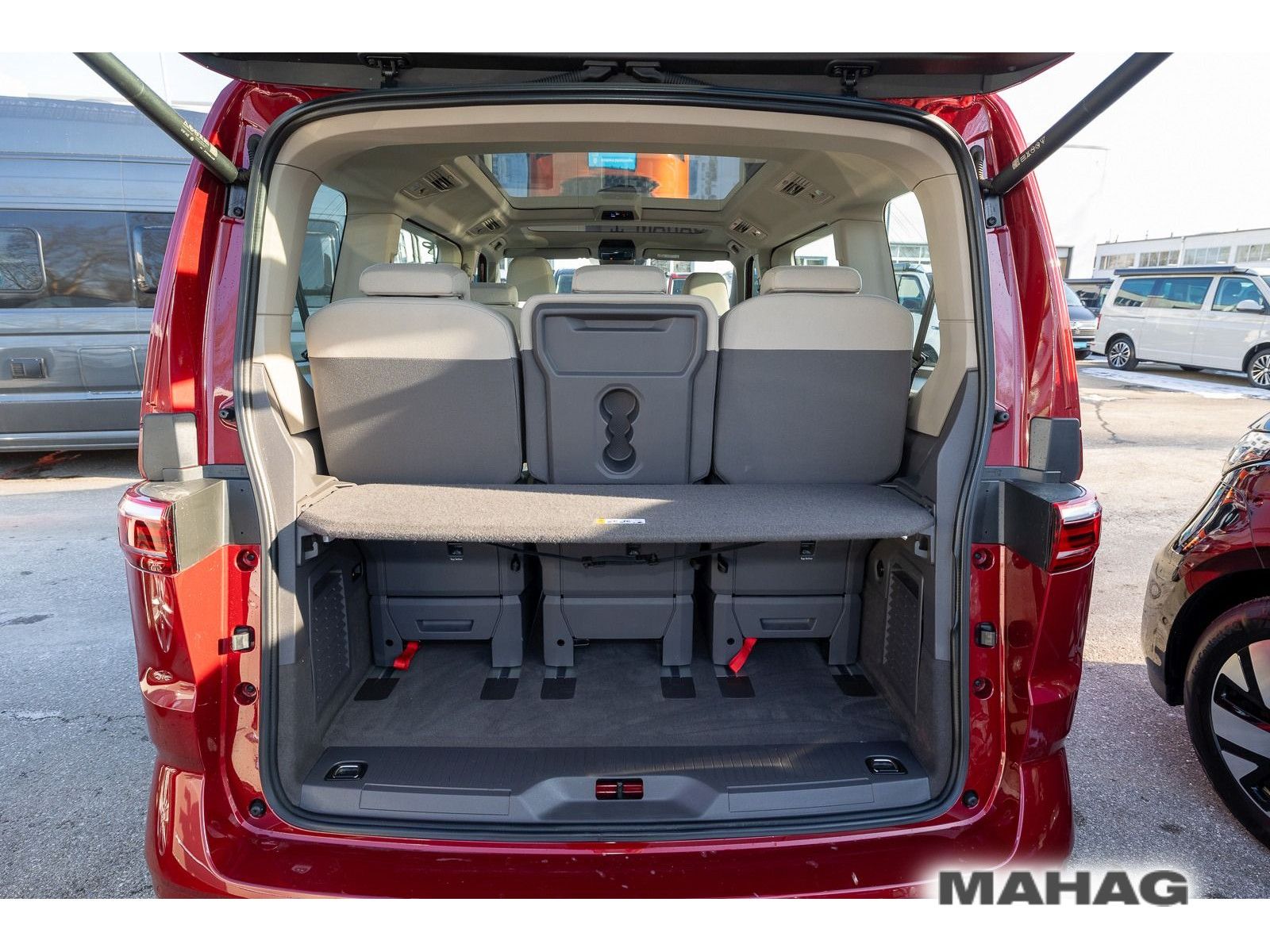 Fahrzeugabbildung Volkswagen Multivan Life