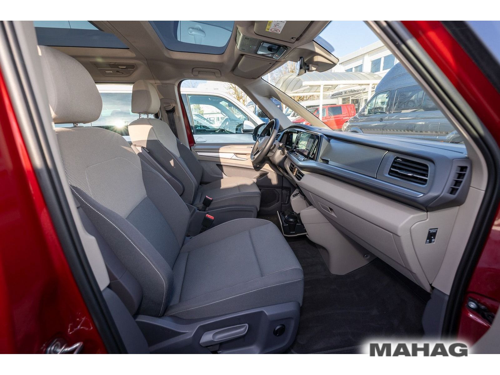 Fahrzeugabbildung Volkswagen Multivan Life