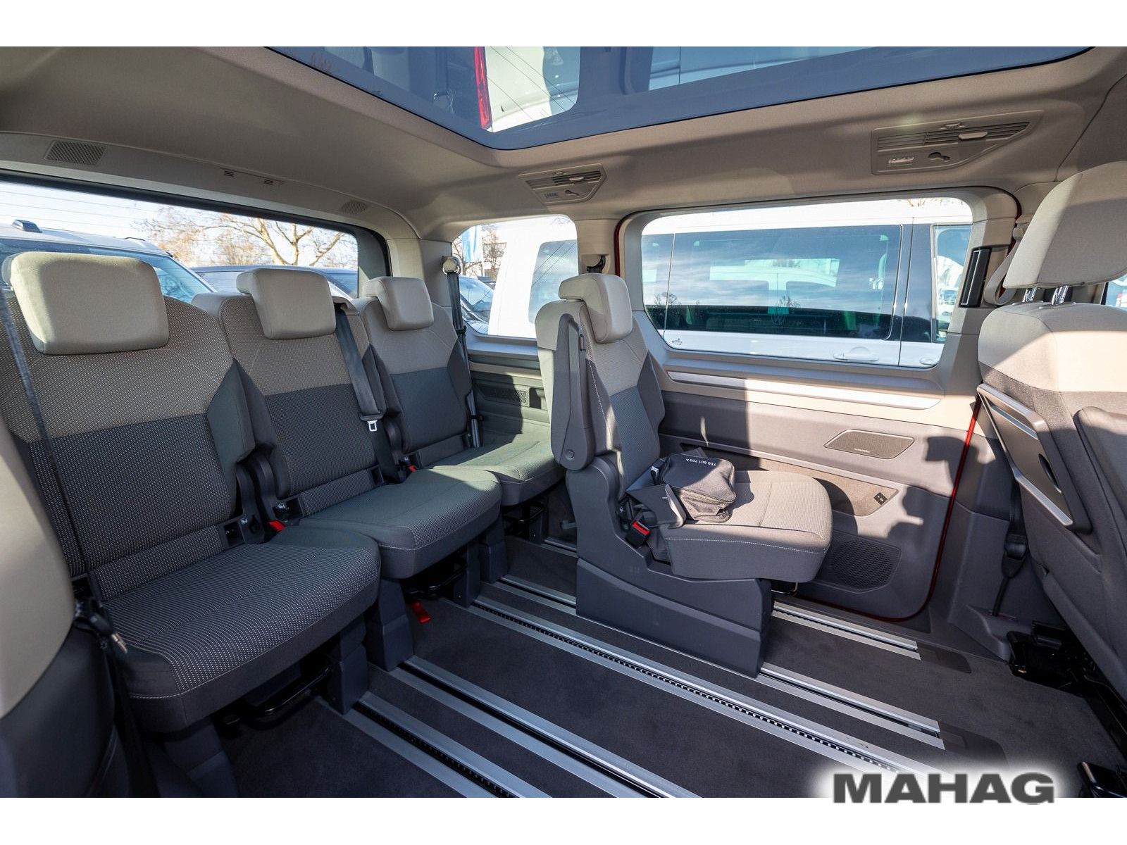 Fahrzeugabbildung Volkswagen Multivan Life