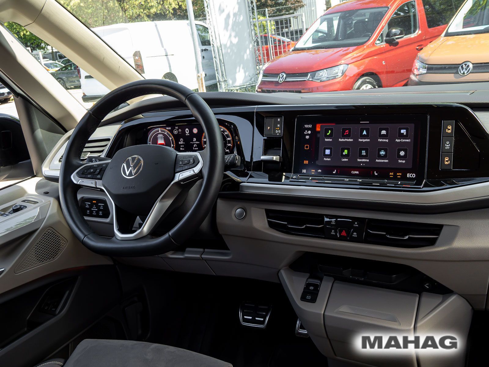 Fahrzeugabbildung Volkswagen Multivan Langversion Style Hybrid 4Motion