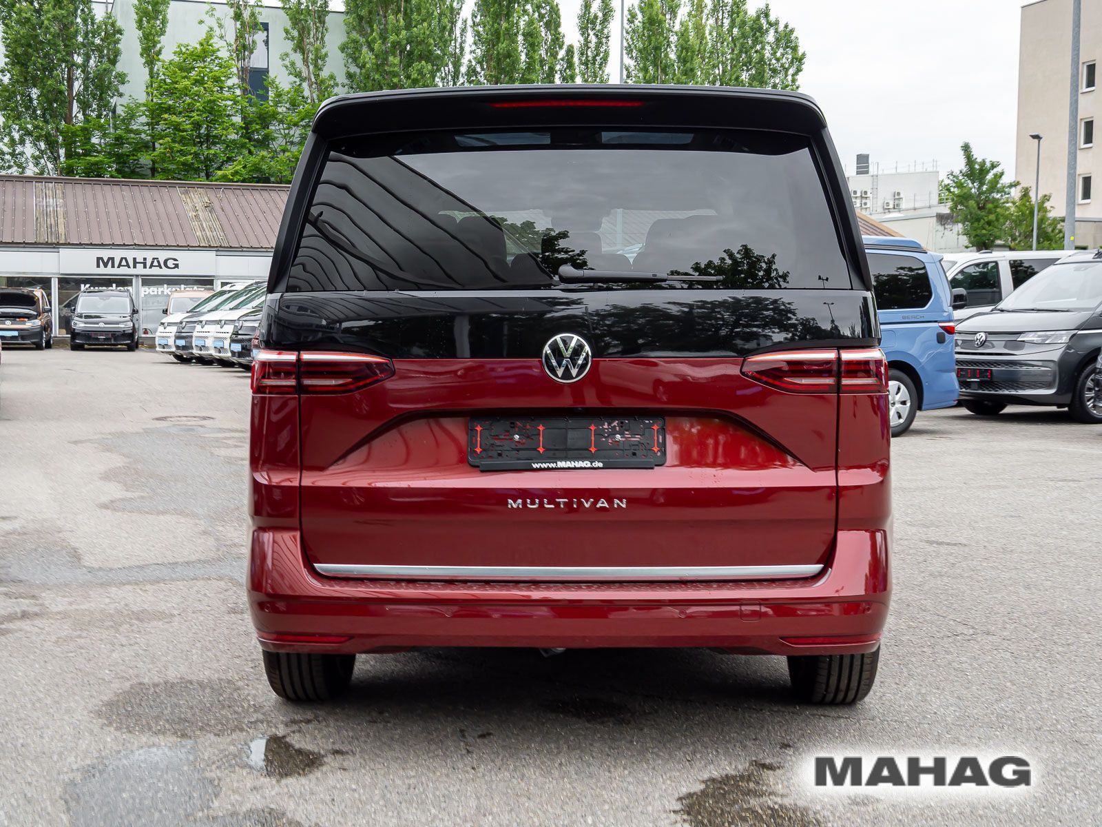 Fahrzeugabbildung Volkswagen Multivan Basis-Modell