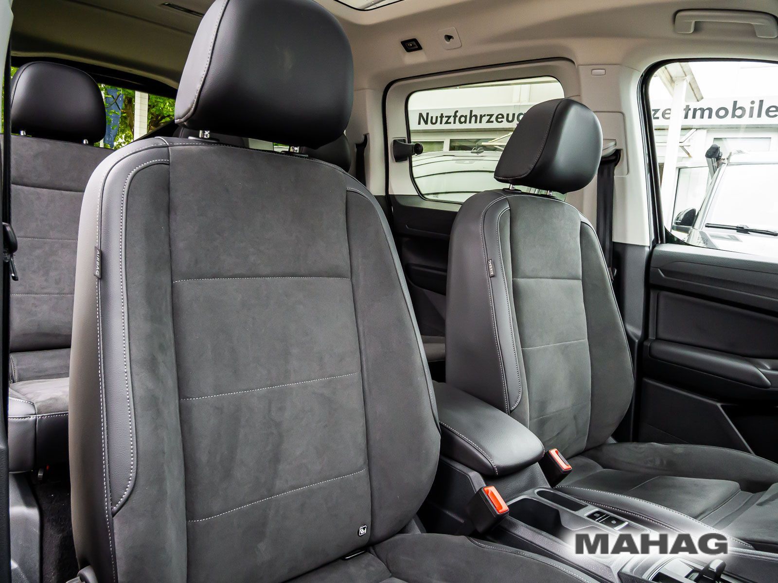 Fahrzeugabbildung Volkswagen Caddy Maxi ENERGY Hybrid