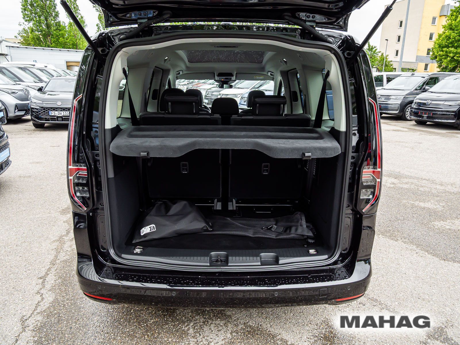 Fahrzeugabbildung Volkswagen Caddy Maxi ENERGY Hybrid