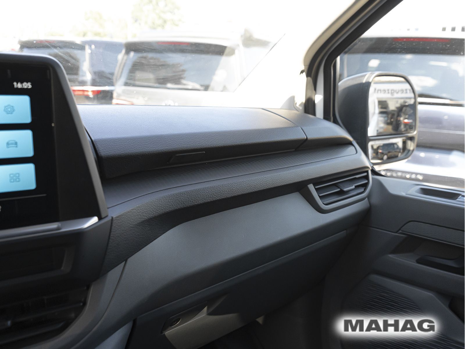 Fahrzeugabbildung Volkswagen Transporter Kasten langer Radstand