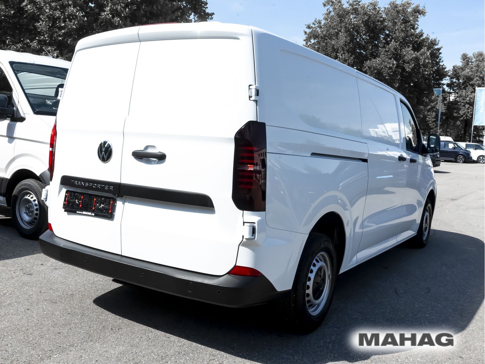 Fahrzeugabbildung Volkswagen Transporter Kasten langer Radstand