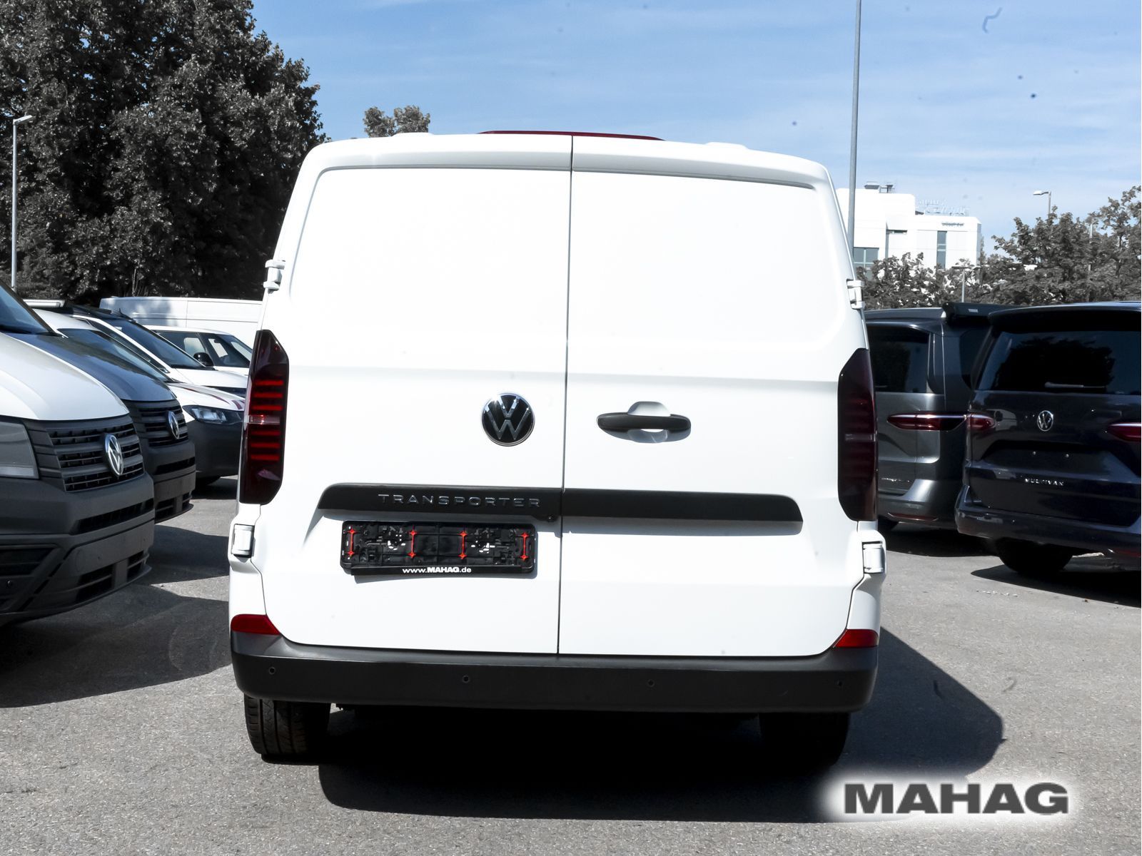 Fahrzeugabbildung Volkswagen Transporter Kasten langer Radstand
