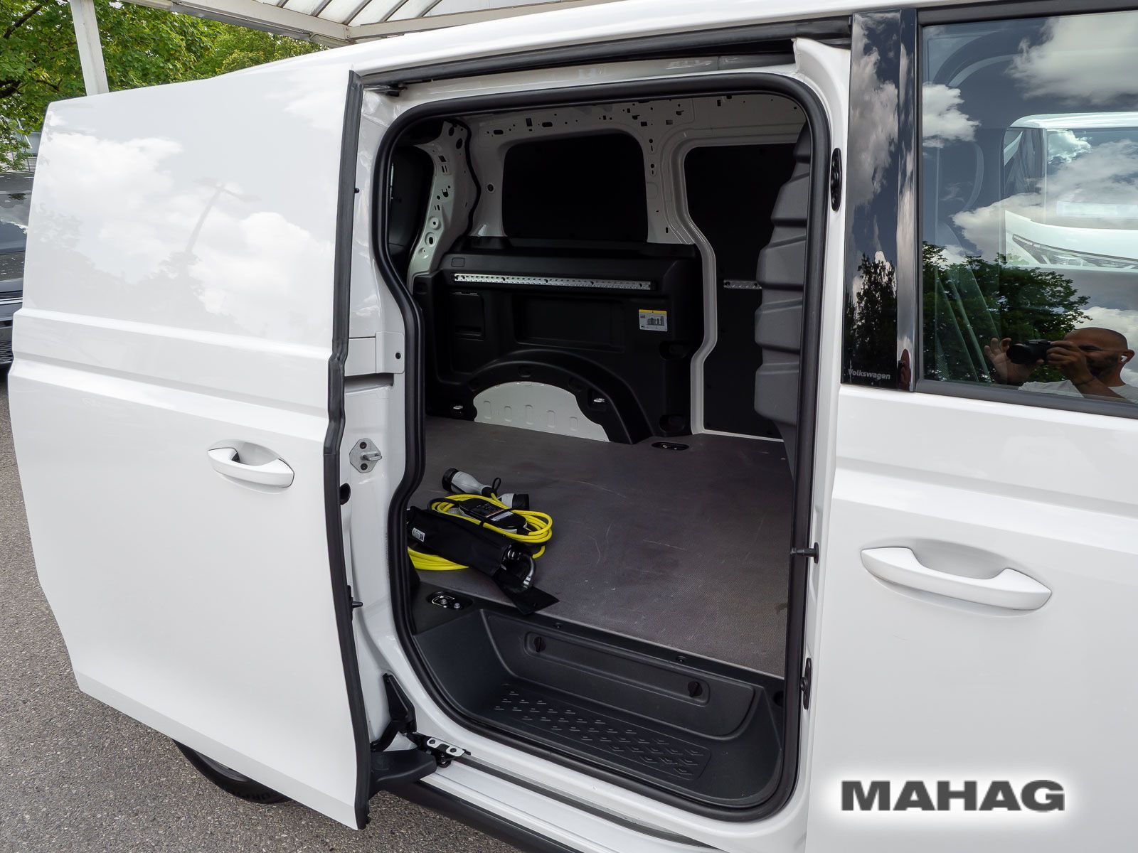 Fahrzeugabbildung Volkswagen ID.Buzz Cargo 4Motion