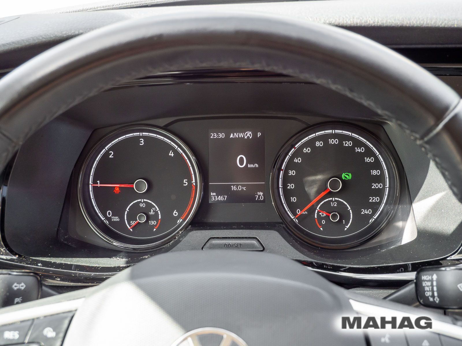 Fahrzeugabbildung Volkswagen T6.1 Kombi langer Radstand TAXI