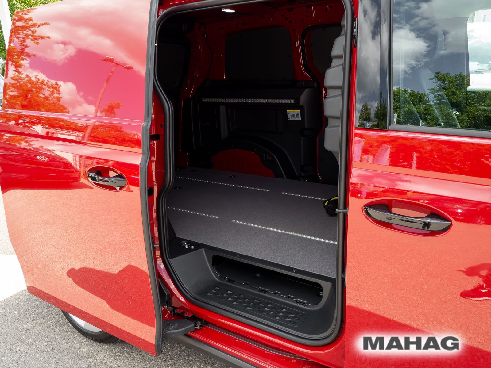 Fahrzeugabbildung Volkswagen ID.Buzz Cargo Basis-Modell