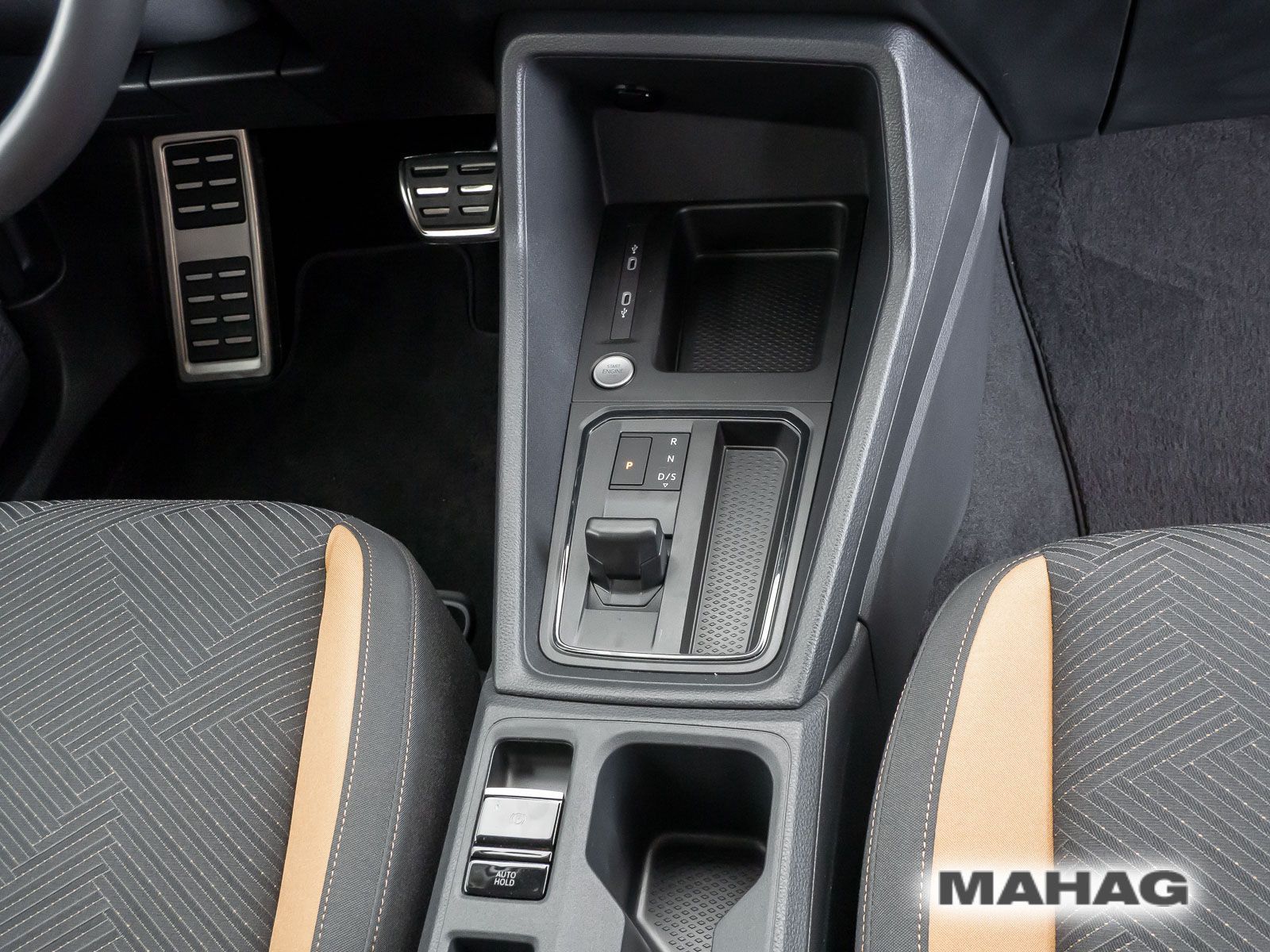 Fahrzeugabbildung Volkswagen Caddy Life Hybrid