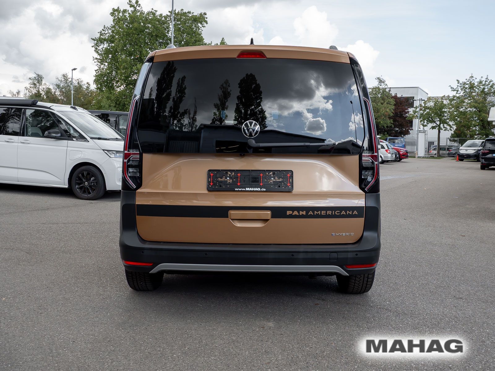 Fahrzeugabbildung Volkswagen Caddy Life Hybrid
