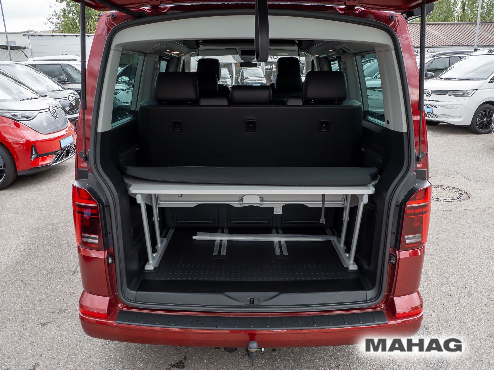 Fahrzeugabbildung Volkswagen T6.1 California Beach 2,0 TDI 110 kW