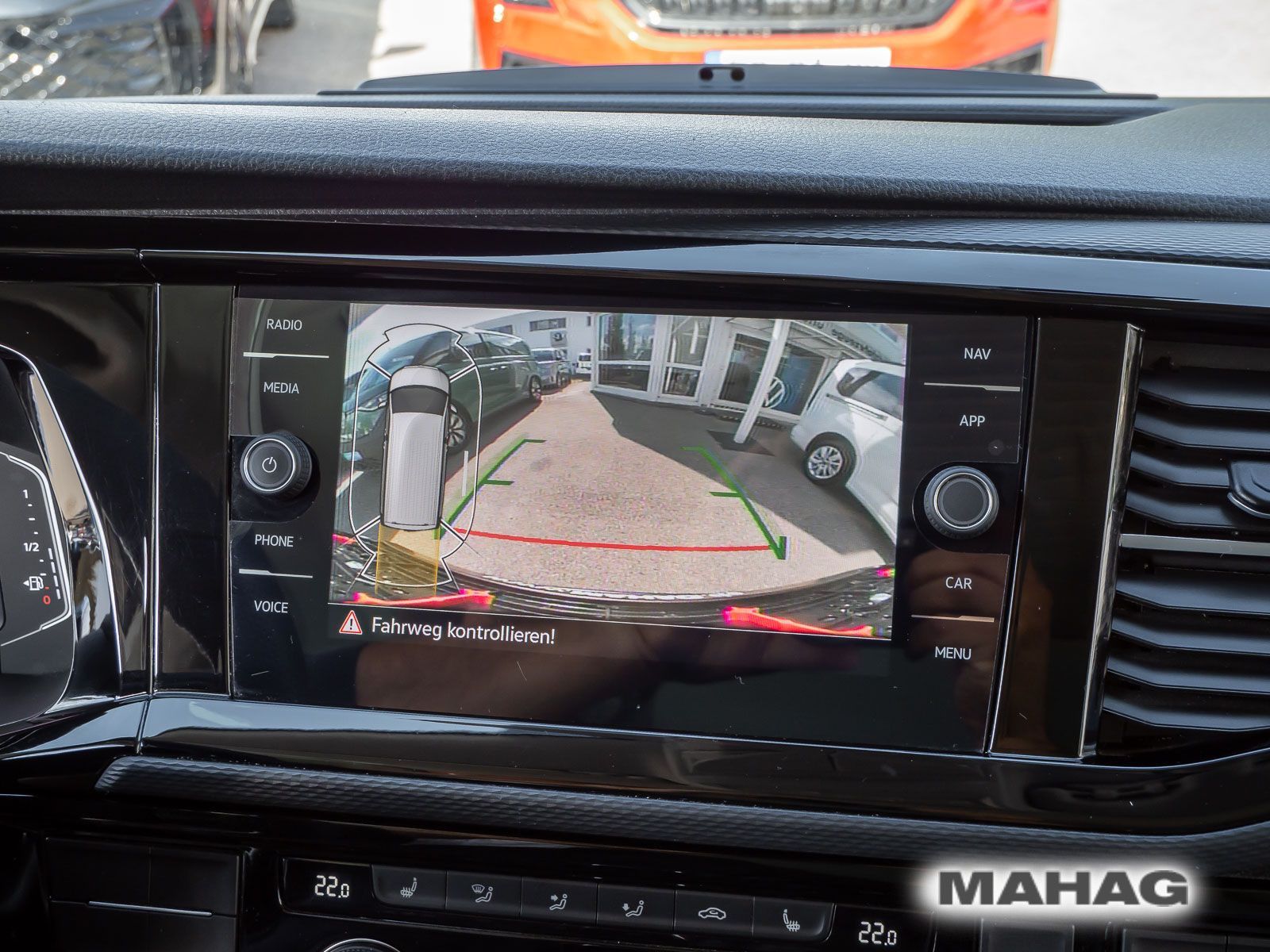 Fahrzeugabbildung Volkswagen T6.1 California Ocean Aufstelldach 2,0 l 110 kW