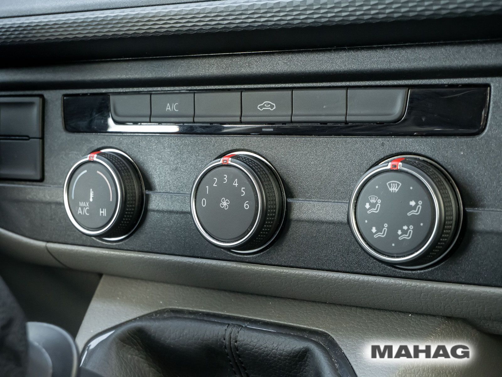 Fahrzeugabbildung Volkswagen T6.1 Kasten 2,0 l 81 kW TDI SCR Frontantrieb 5-G