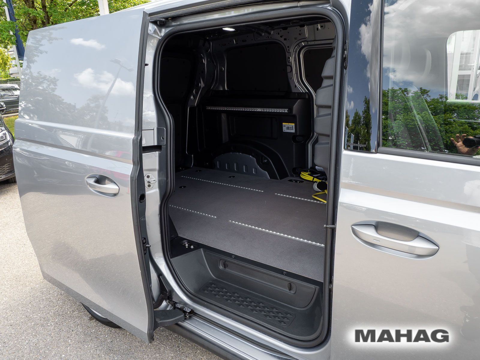 Fahrzeugabbildung Volkswagen ID.Buzz Cargo Basis-Modell