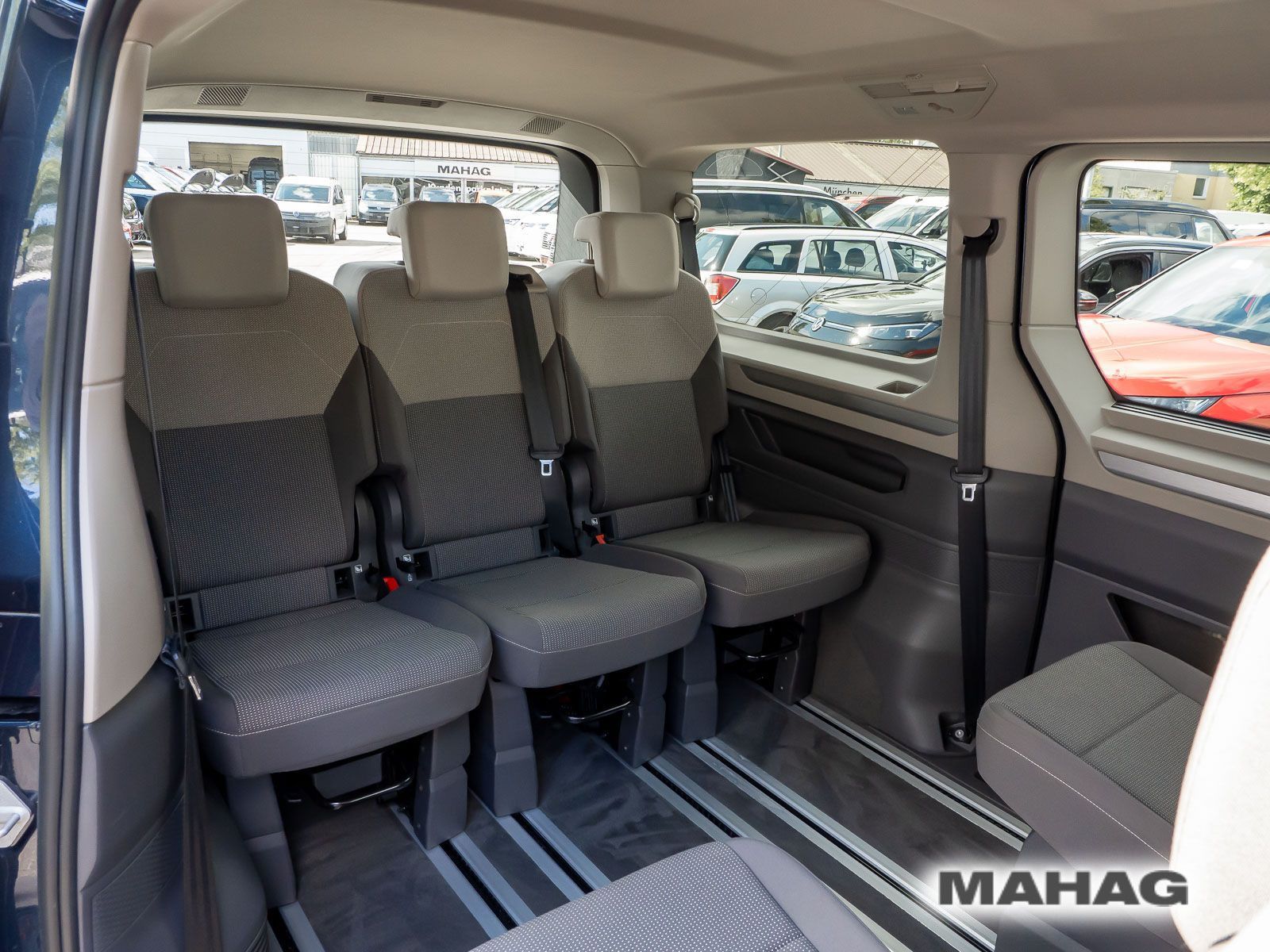 Fahrzeugabbildung Volkswagen Multivan Langversion Life
