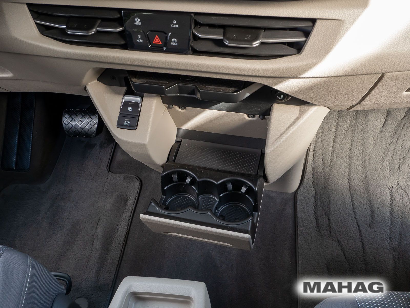 Fahrzeugabbildung Volkswagen Multivan Langversion Life