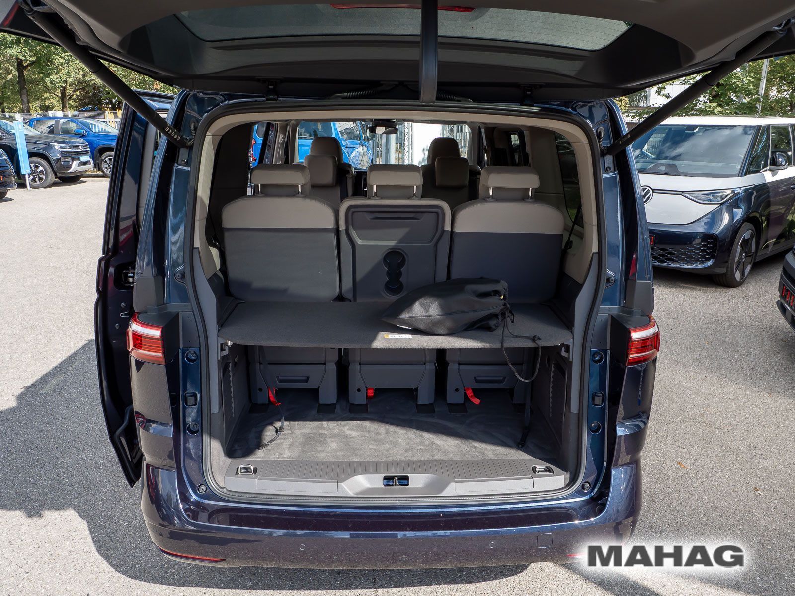 Fahrzeugabbildung Volkswagen Multivan Langversion Life
