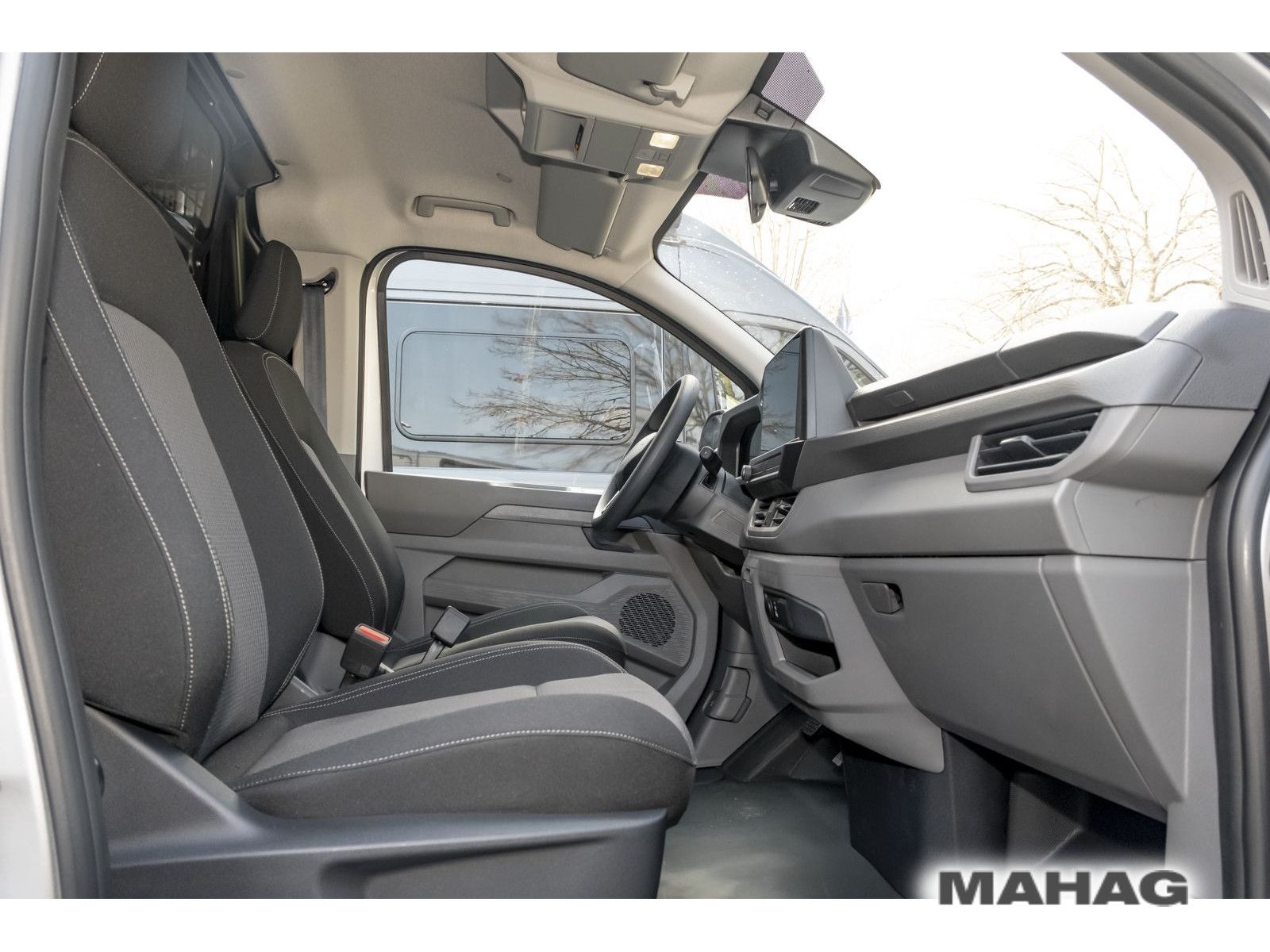 Fahrzeugabbildung Volkswagen Transporter Kasten 2,0 l 110 kW TDI 8-Ga ng Auto