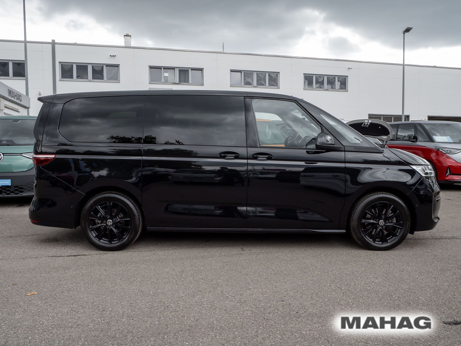 Fahrzeugabbildung Volkswagen Multivan Langversion Life