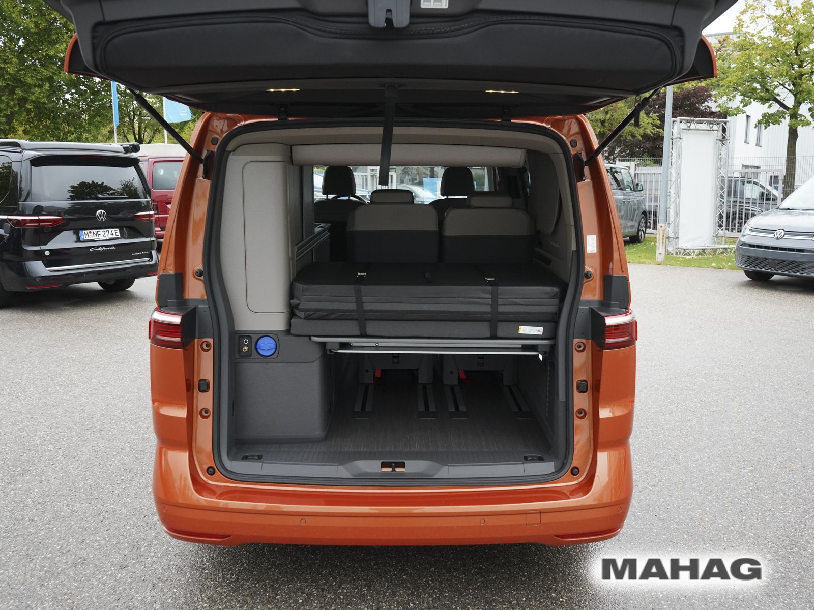 Fahrzeugabbildung Volkswagen California Ocean Hybrid 4Motion