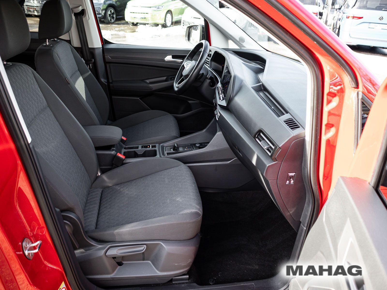 Fahrzeugabbildung Volkswagen Caddy Maxi Life 7-Sitzer 1,5 l 85 kW TSI Edition