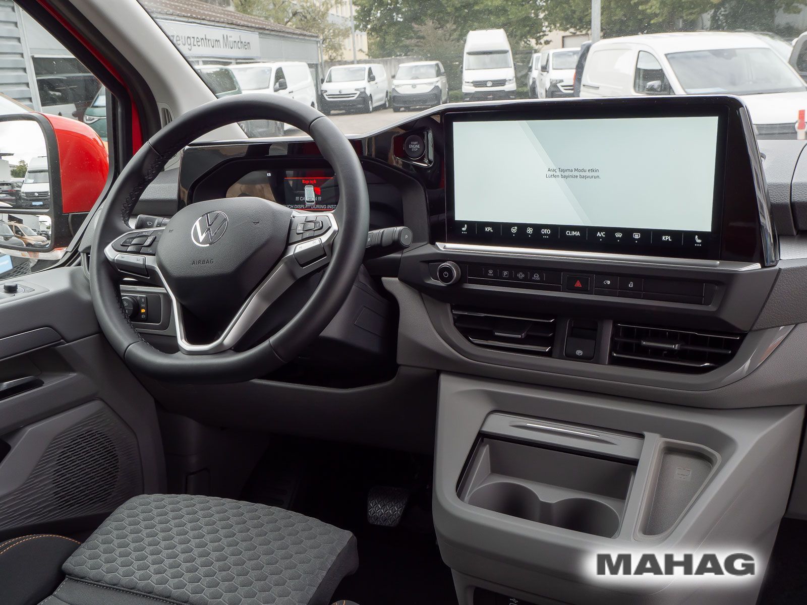 Fahrzeugabbildung Volkswagen e-Caravelle Life
