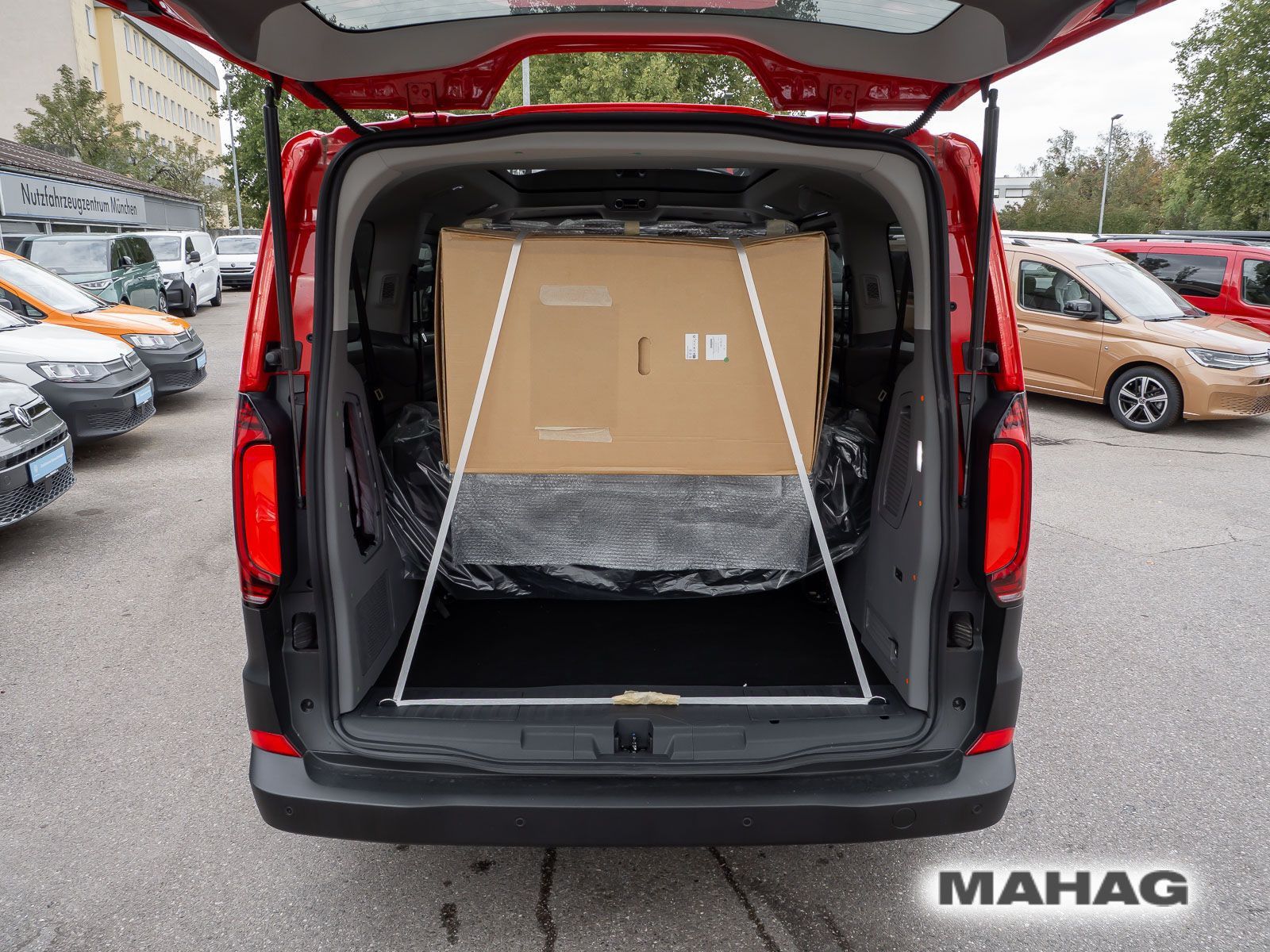Fahrzeugabbildung Volkswagen e-Caravelle Life