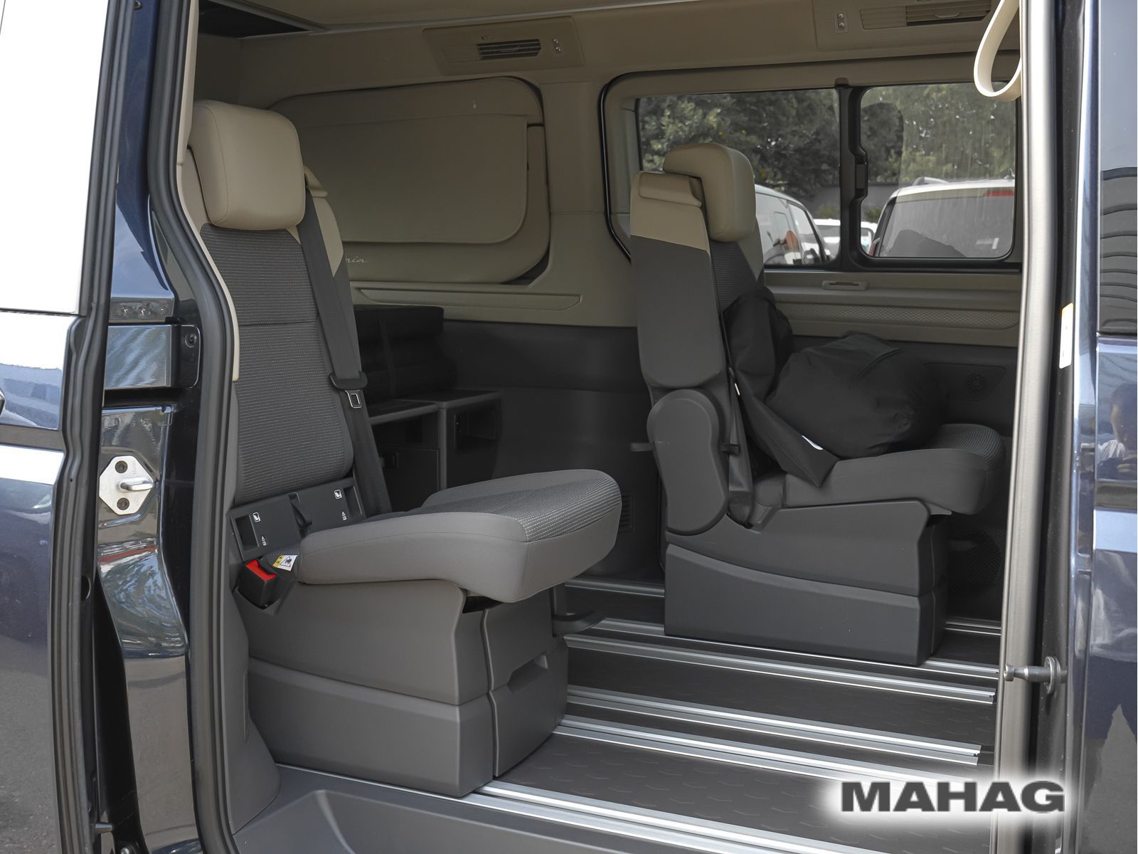 Fahrzeugabbildung Volkswagen California Beach Tour