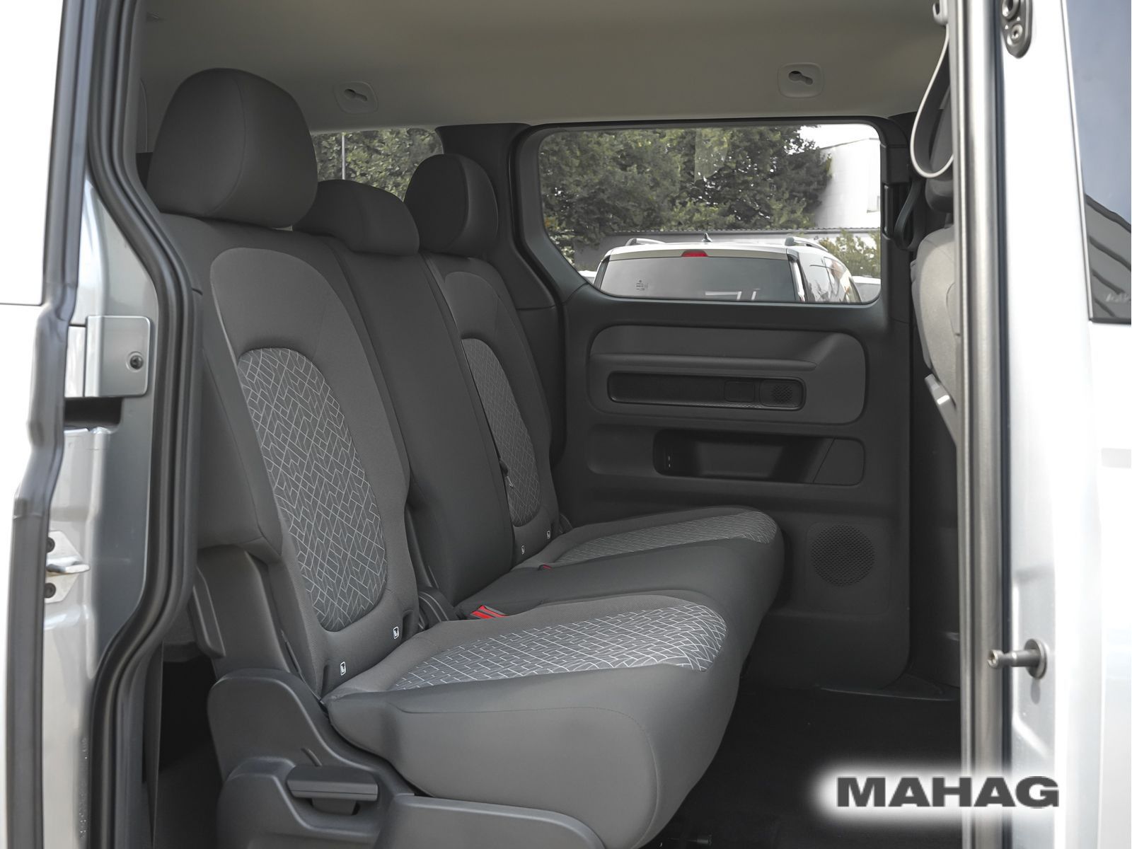 Fahrzeugabbildung Volkswagen ID.Buzz Pro kurzer Radstand 210 kW (286 PS) Heck