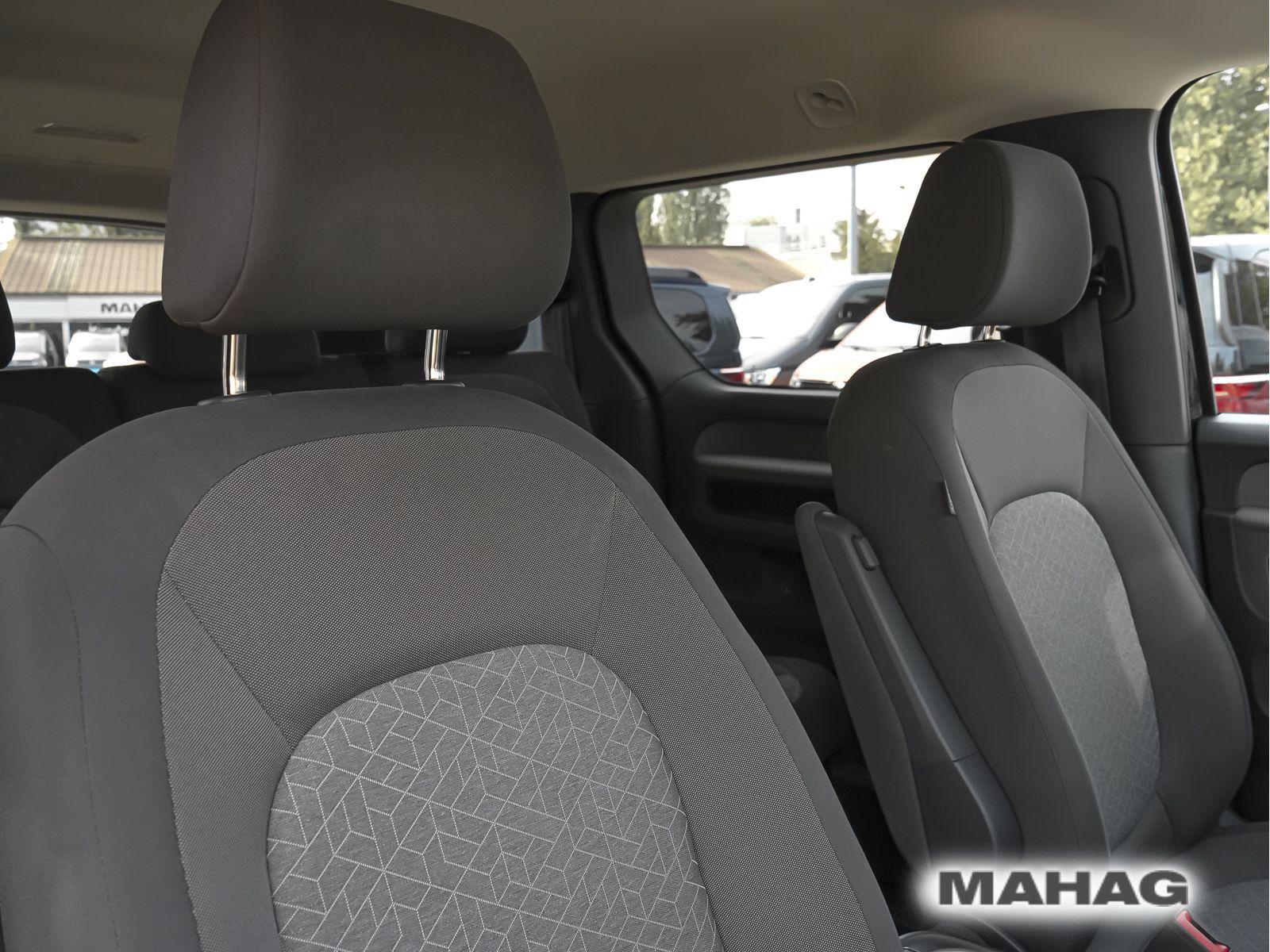 Fahrzeugabbildung Volkswagen ID.Buzz Pro kurzer Radstand 210 kW (286 PS) Heck