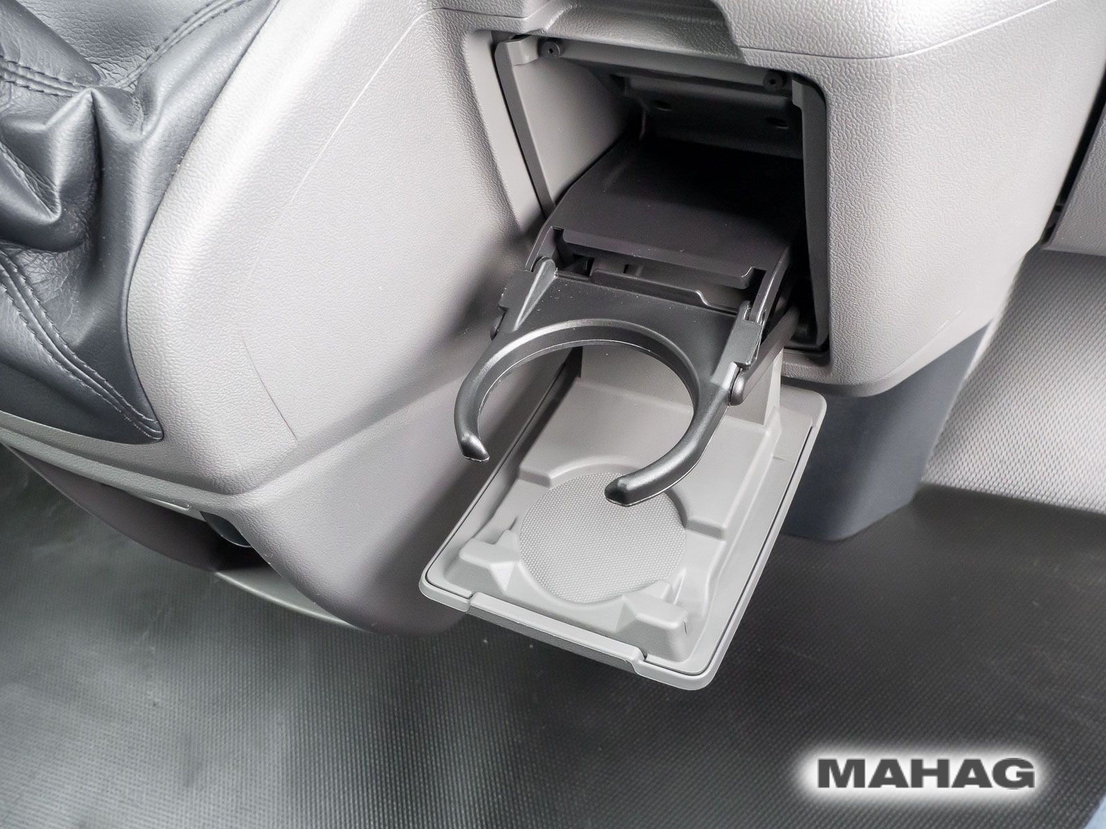 Fahrzeugabbildung Volkswagen Transporter Kombi kurzer Radstand