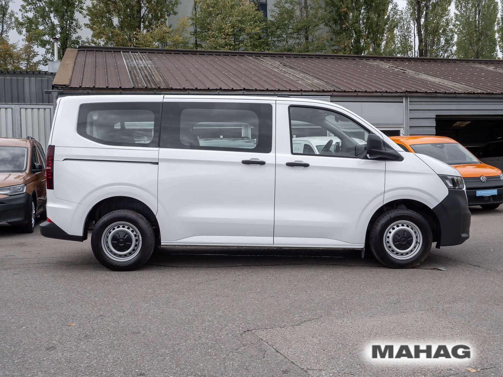 Fahrzeugabbildung Volkswagen Transporter Kombi kurzer Radstand