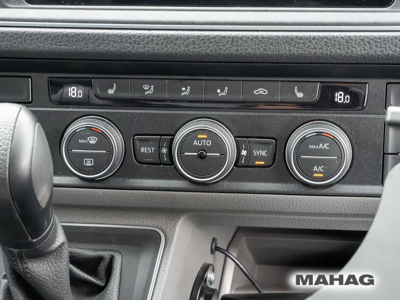 Fahrzeugabbildung Volkswagen Crafter 35 Kasten 2,0 l 130 kW Frontantrieb 8-Ga