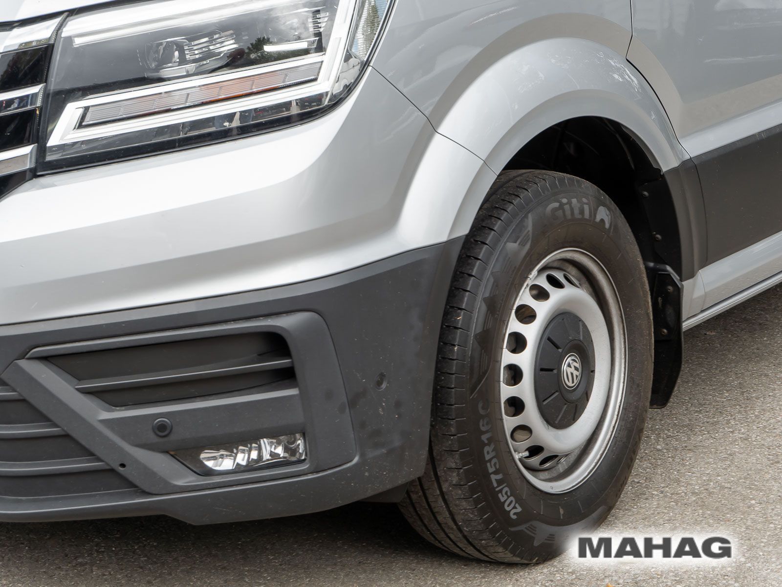 Fahrzeugabbildung Volkswagen Crafter 35 Kasten 2,0 l 130 kW Frontantrieb 8-Ga