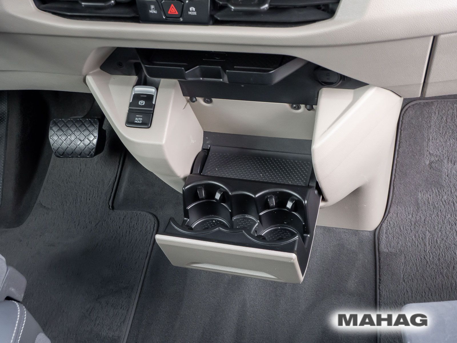 Fahrzeugabbildung Volkswagen California Beach Camper Hybrid 4Motion
