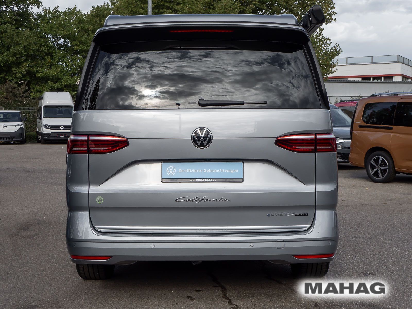 Fahrzeugabbildung Volkswagen California Beach Camper Hybrid 4Motion