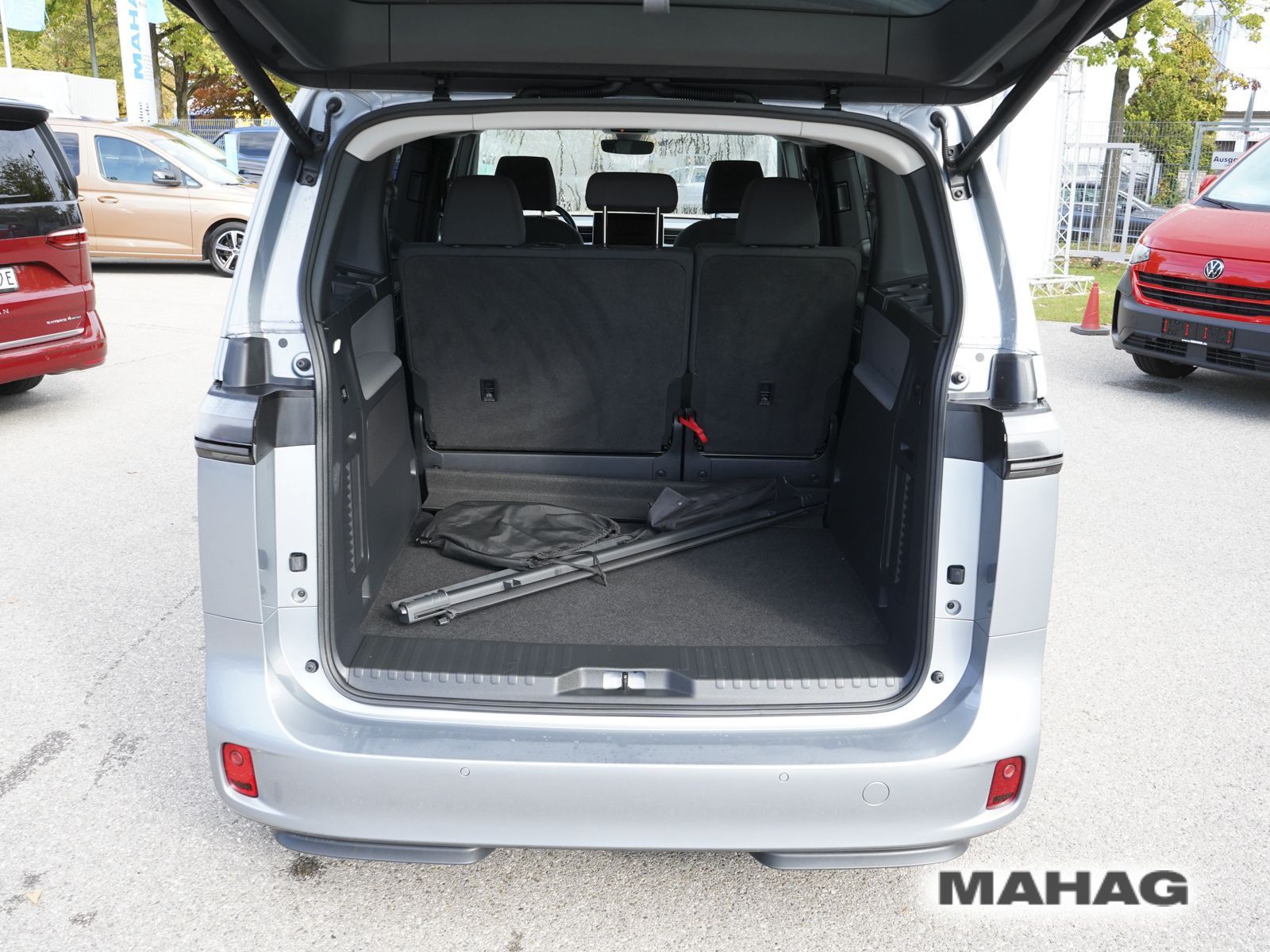 Fahrzeugabbildung Volkswagen ID.Buzz Pro kurzer Radstand 210 kW (286 PS) Heck
