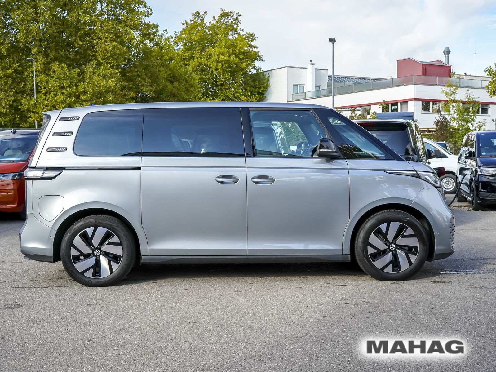 Fahrzeugabbildung Volkswagen ID.Buzz Pro kurzer Radstand 210 kW (286 PS) Heck
