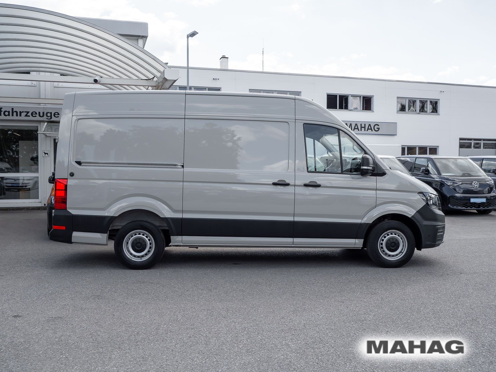 Fahrzeugabbildung Volkswagen Crafter Kasten mittlerer Radstand