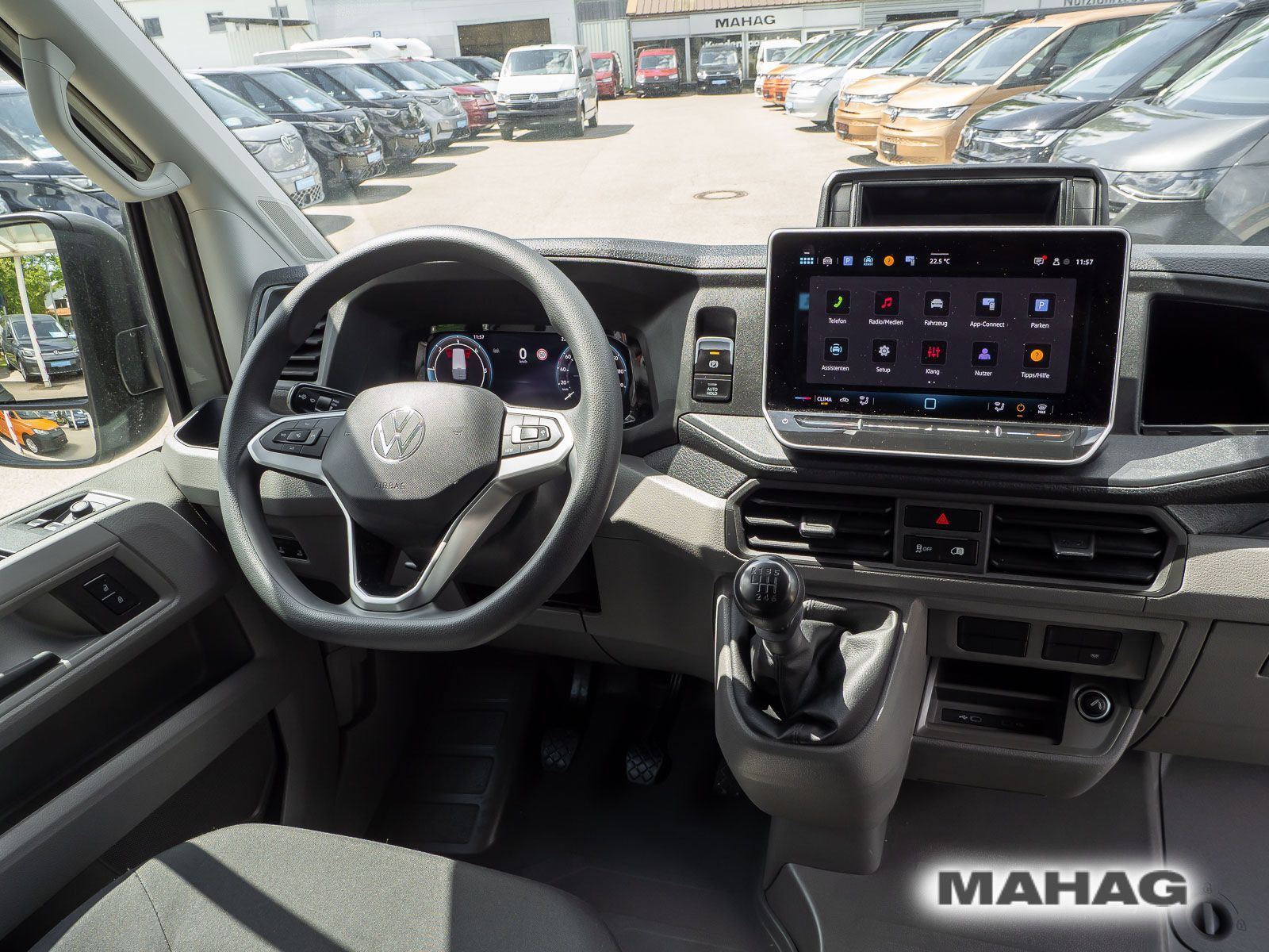Fahrzeugabbildung Volkswagen Crafter Kasten mittlerer Radstand